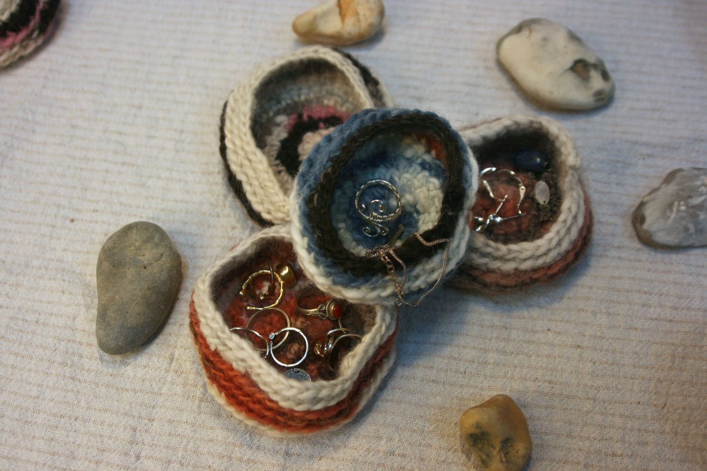 Pebble Pots